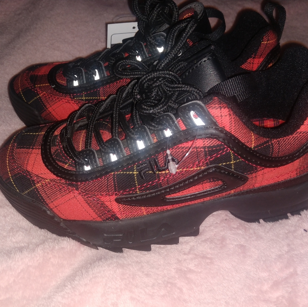 ((*SOLD*))PLAID FILA SHOES (8)